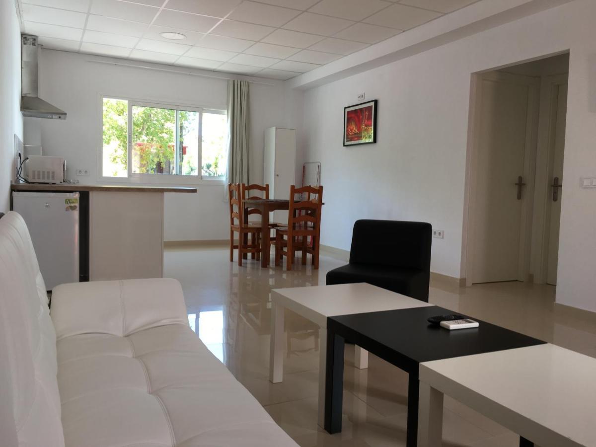 Apartamentos Carmen Teresa Torremolinos Exterior photo